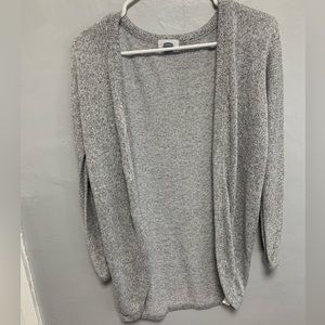 Old Navy Gray/White Flowy Sweater Size Large